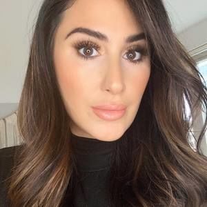 Meet your Posher, Mallory